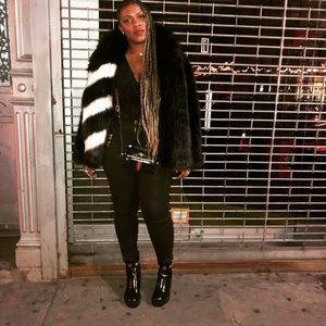 Meet your Posher, Triscelle